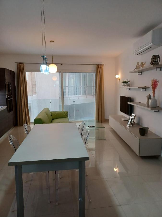 Sliema Apartment Close To Beach Exteriér fotografie
